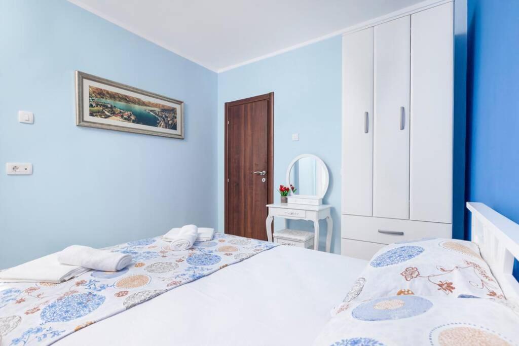 Apartment Milos Kotor Exteriér fotografie